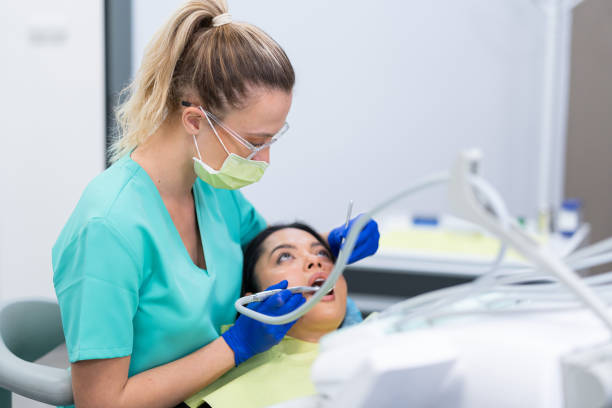 Best Weekend Emergency Dentist in West, TX